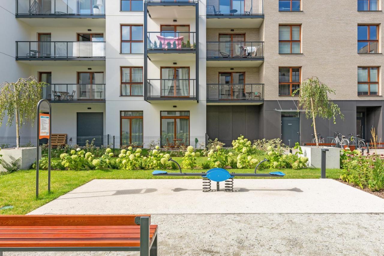Zajezdnia Wrzeszcz Seaside & Parking By Downtown Apartments Gdansk Exterior photo