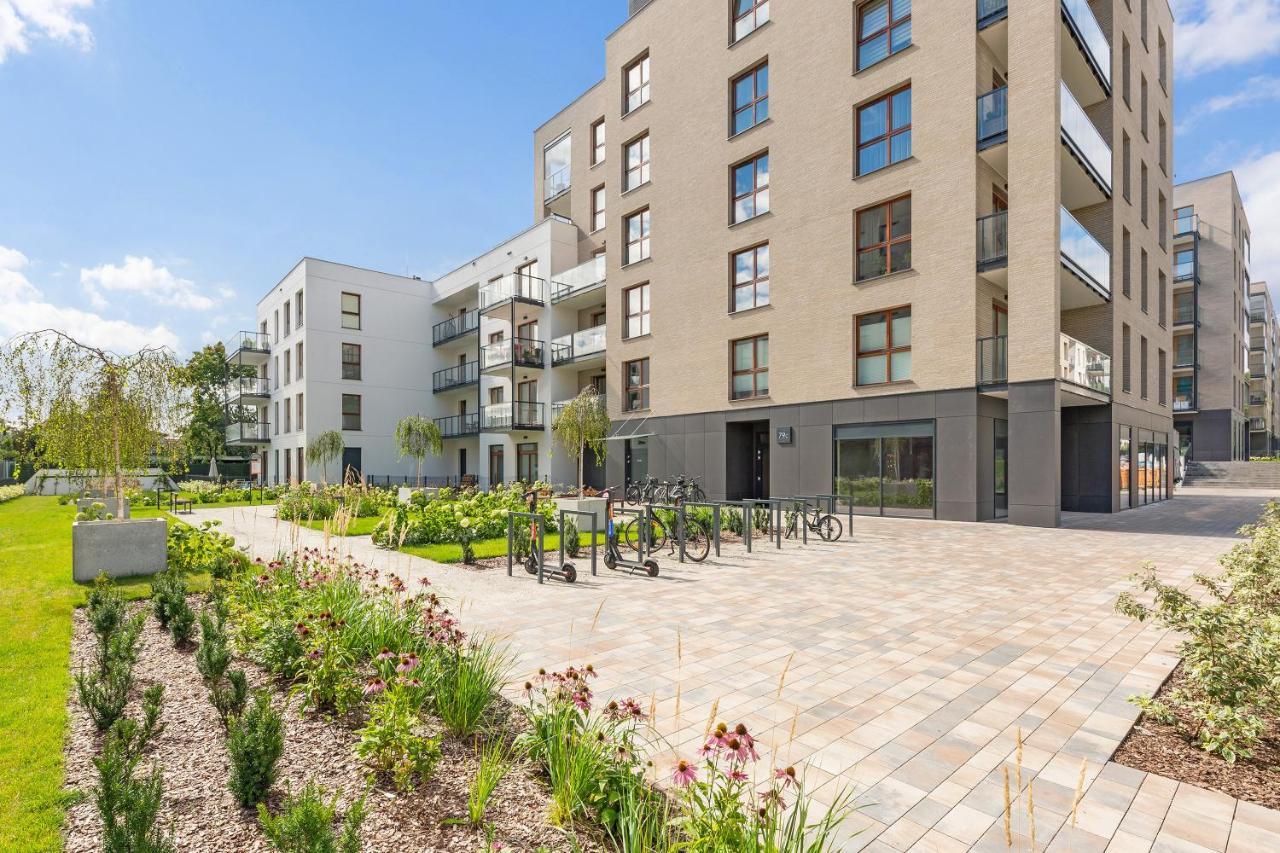 Zajezdnia Wrzeszcz Seaside & Parking By Downtown Apartments Gdansk Exterior photo